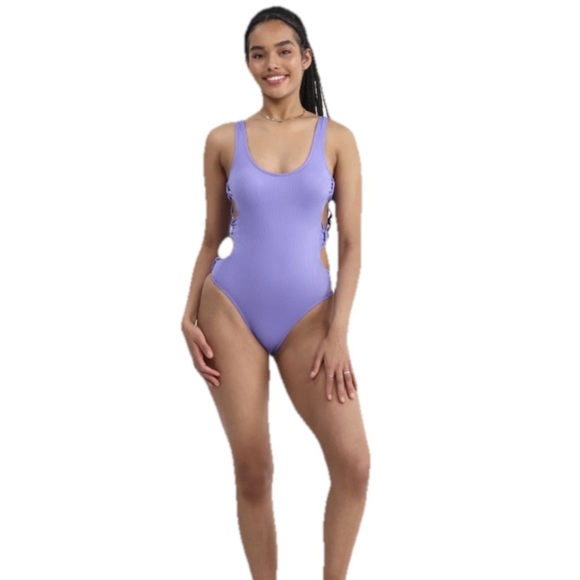 NWT No Boundaries Cheeky Cut Out Lavender One Piece Swimsuit Size Large - Picture 2 of 4